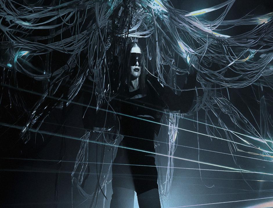 "Tentacles" installation by AUSGANG studio reflects controlled digital forces -