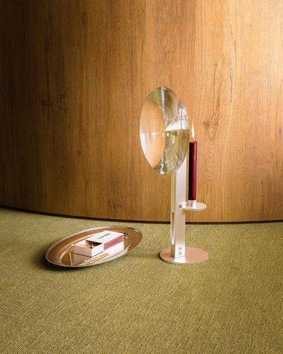 Douze Degrés magnifies candlelight through optical research