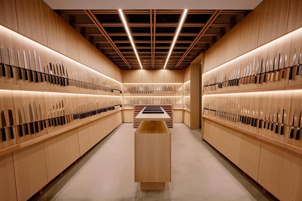 Contemporary Osaka knife gallery integrates craft culture and maintenance