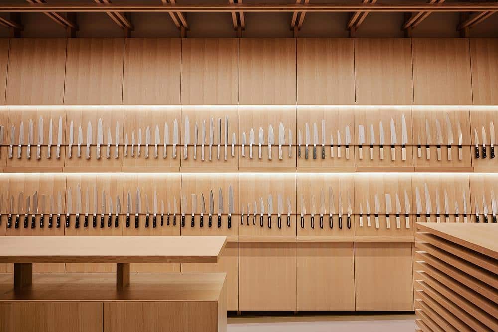 Contemporary Osaka knife gallery integrates craft culture and maintenance -