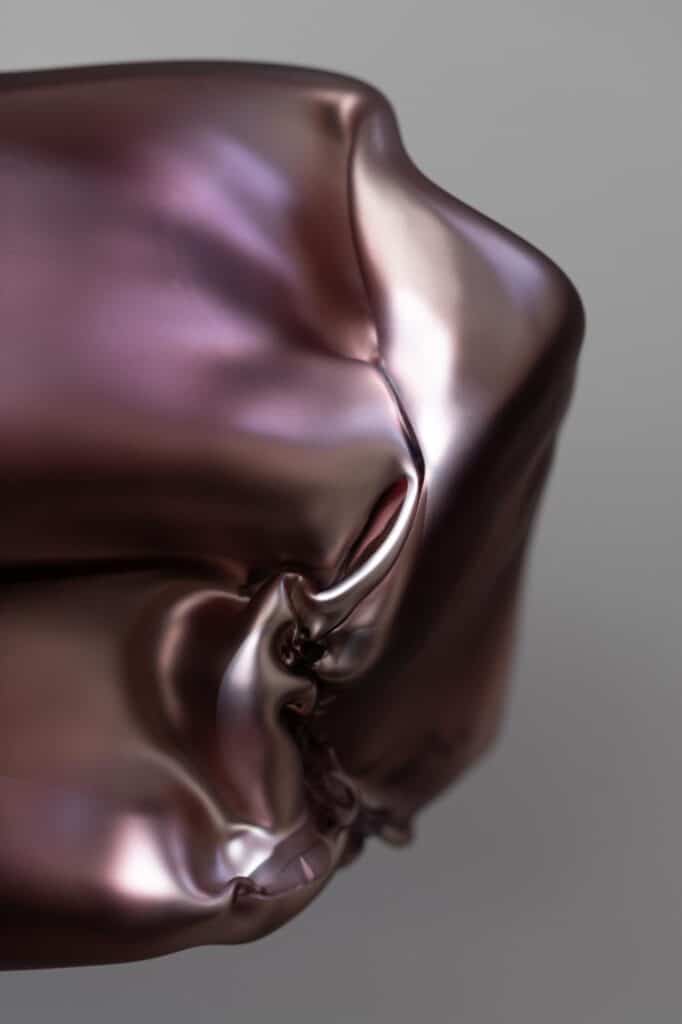 Robert Comploj reframing glass through controlled distortion -