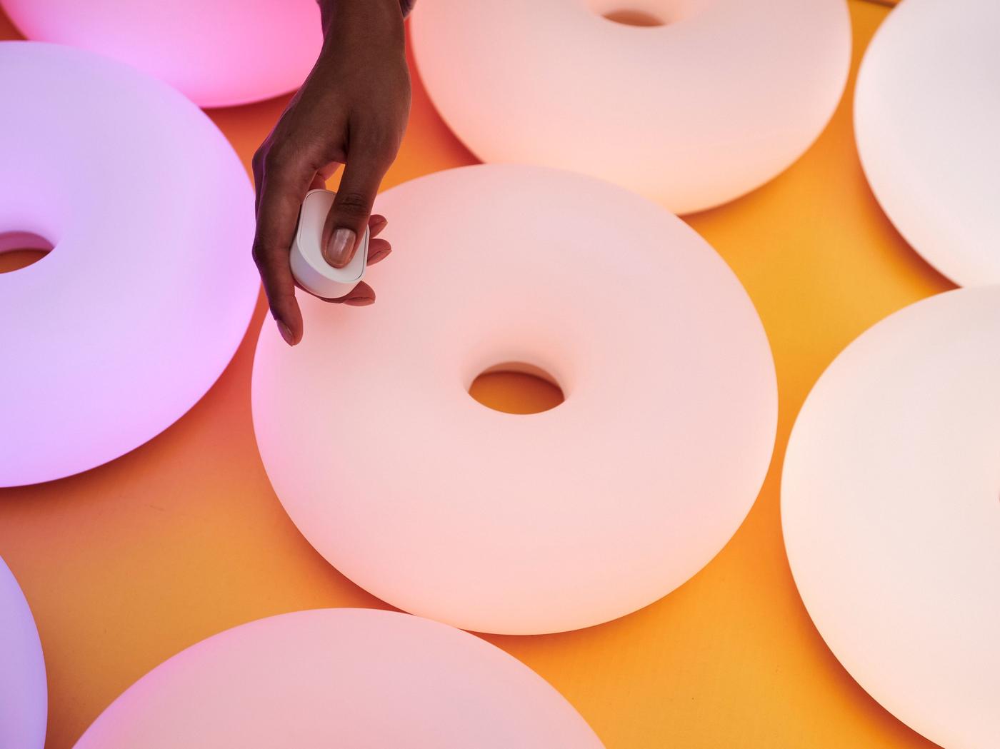 New smart VARMBLIXT lamps from IKEA and Sabine Marcelis