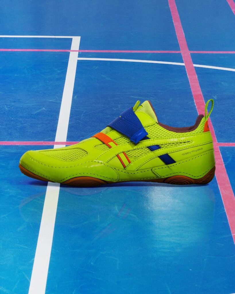 ISSEY MIYAKE FOOT introduces HYPER TAPING™ with ASICS - Visual