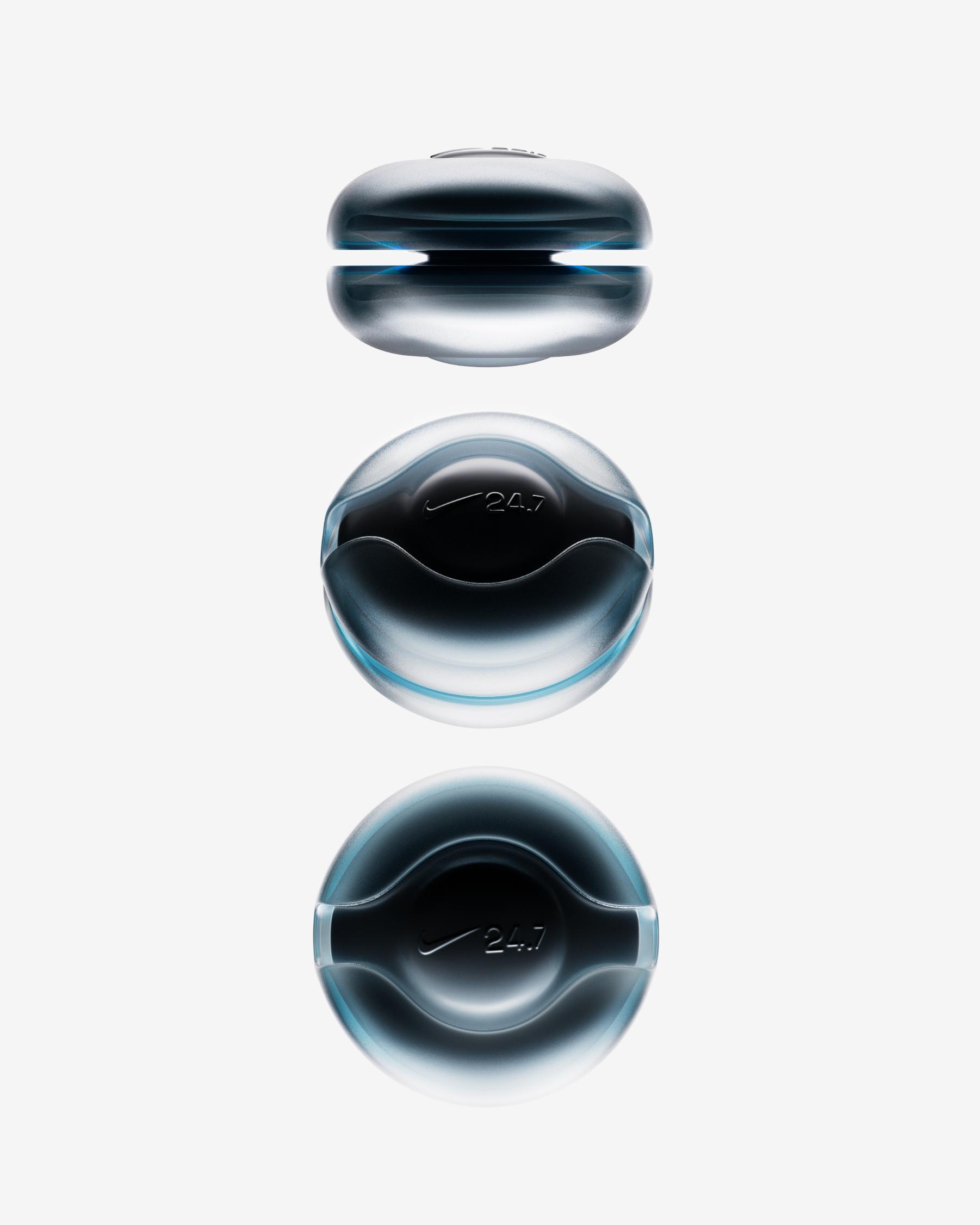 Nike 24.7 campaign with yo-yo object illustrating fabric elasticity