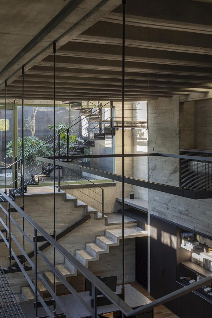 Taller Di Frenna Arquitectos studio in Colima as a built manifesto of practice -