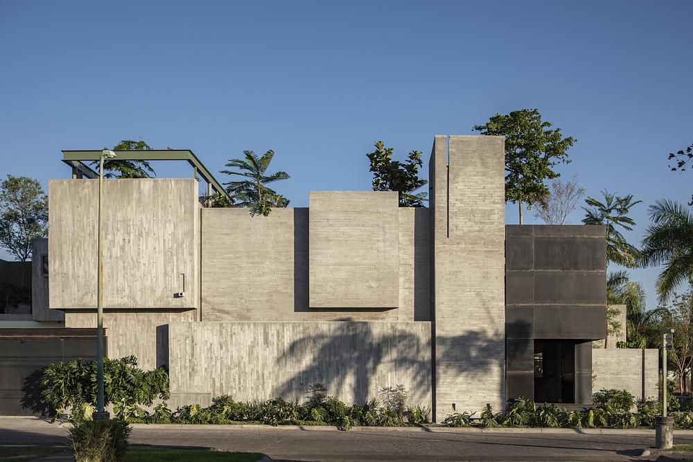 Taller Di Frenna Arquitectos studio in Colima as a built manifesto of practice -