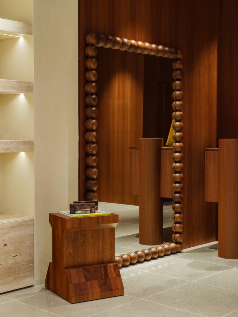 El Departamento designs HOFF London flagship sneaker store -