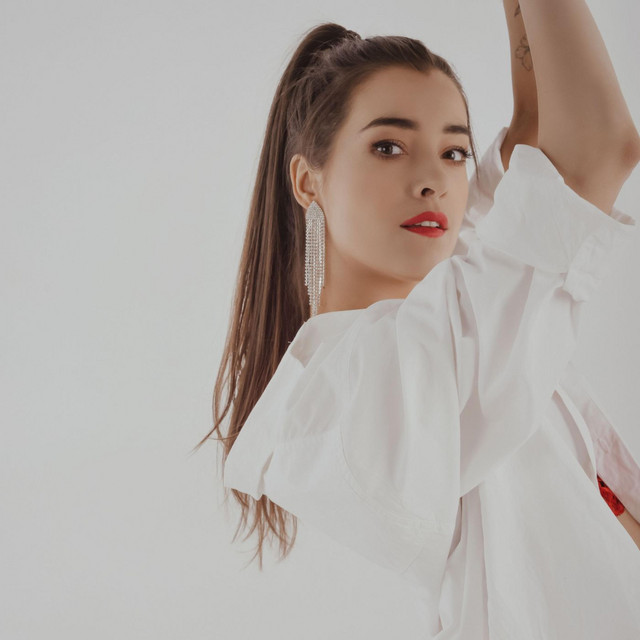 Introducing: Sara Nowakowska