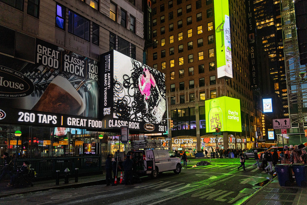 "Energetic Soul" installation by Marc Tudisco runs on ZAZ Corner Times Square -