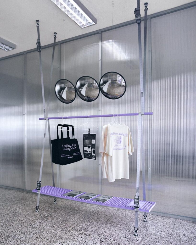 Adam Terlanda creates industrial system for Bratislava showroom -