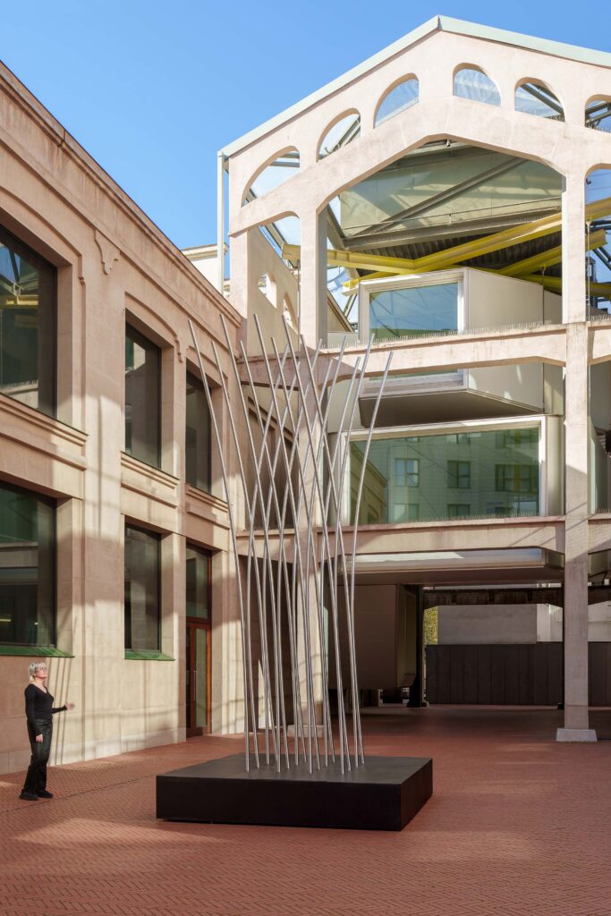 SpY presents Dislocation kinetic sculpture in Madrid -