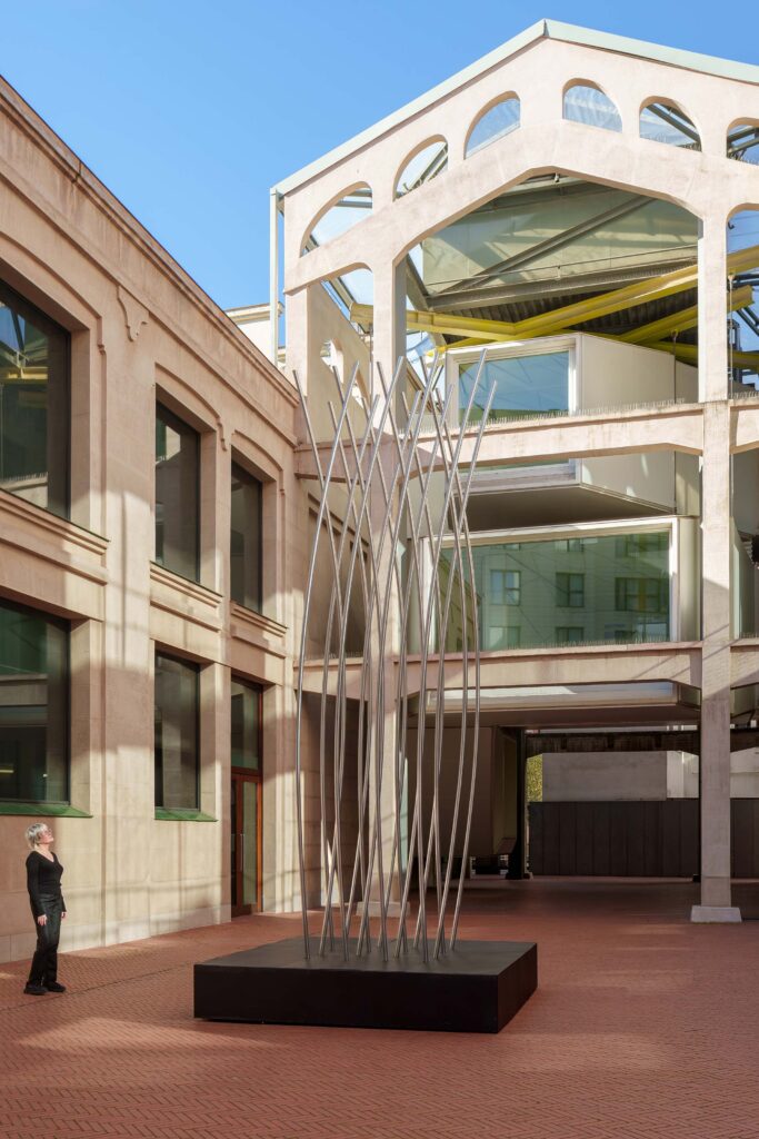 SpY presents Dislocation kinetic sculpture in Madrid -