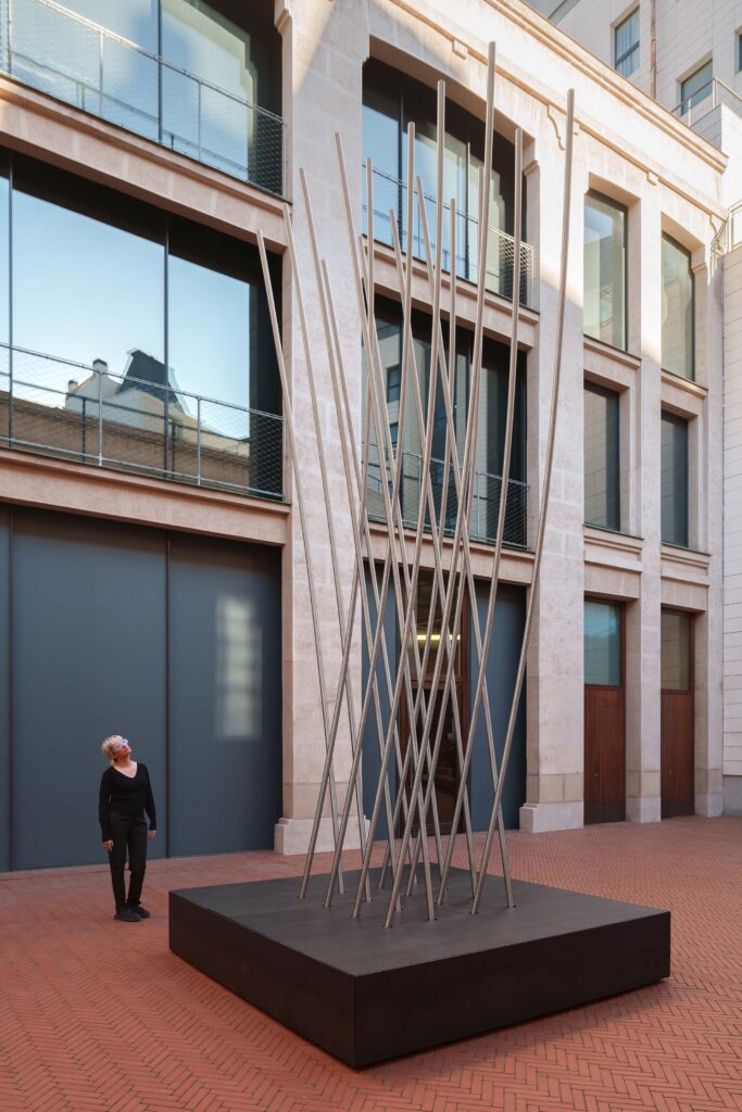 SpY presents Dislocation kinetic sculpture in Madrid -