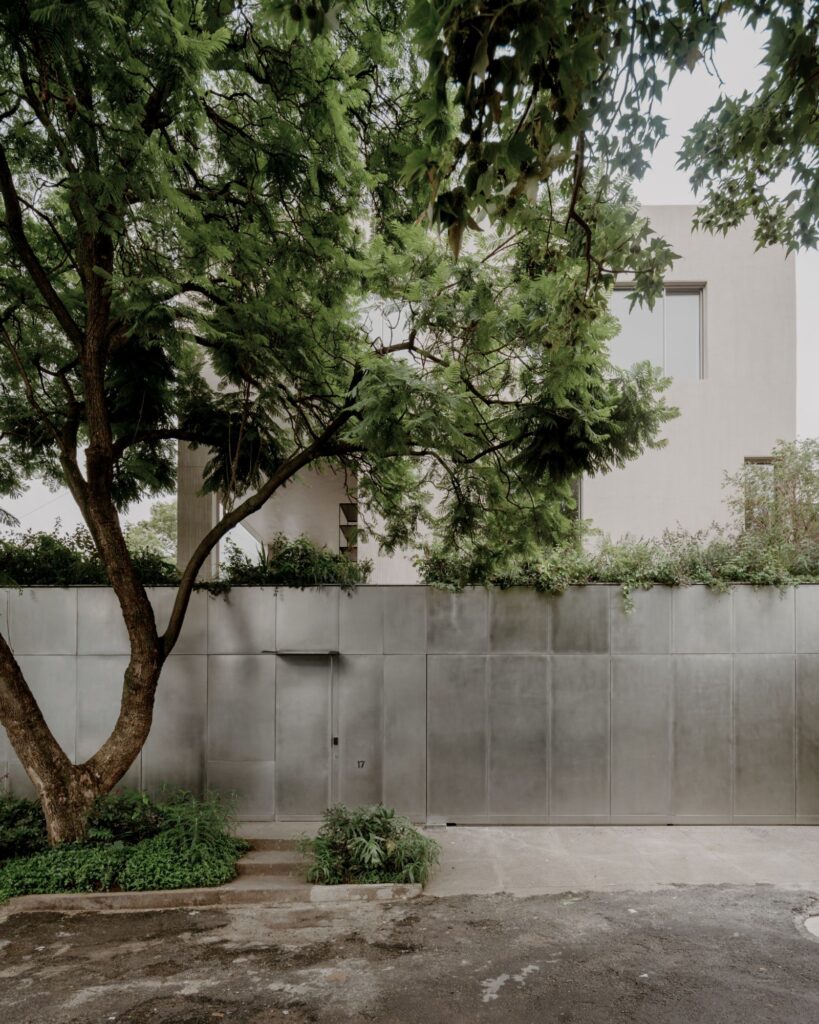 Casa Plan de Barrancas by PPAA reflects landscape living -
