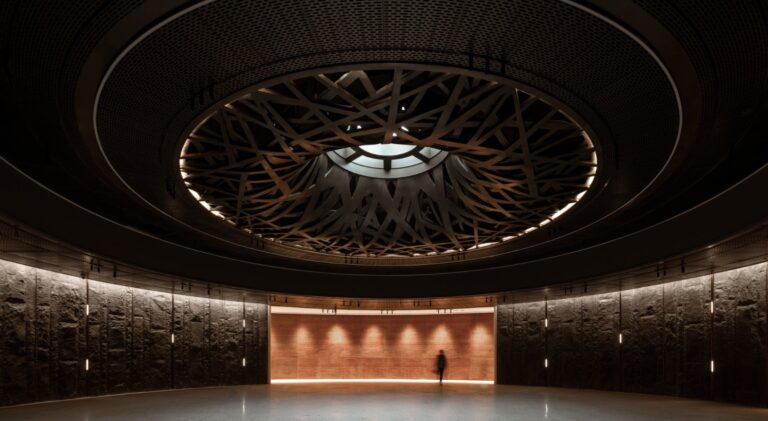 Wutopia Lab shapes underground gallery as root system