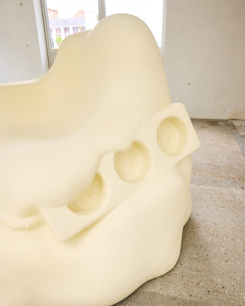 Pedestal presents contemplative screen installation in Copenhagen -