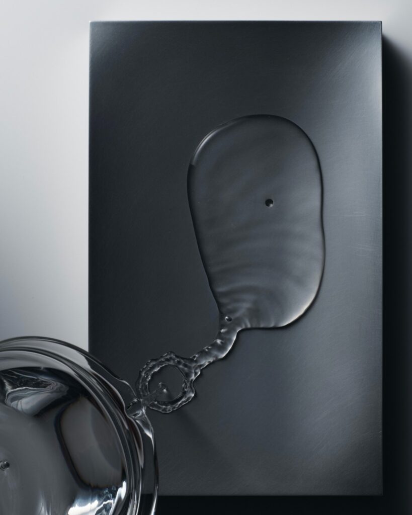 Luis Frey designs Khora Vase to display a single flower -