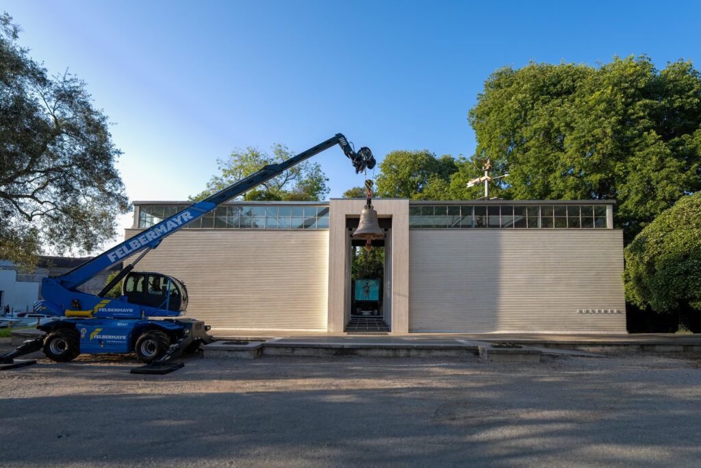 Florentina Holzinger floods Austrian Pavilion in Venice -