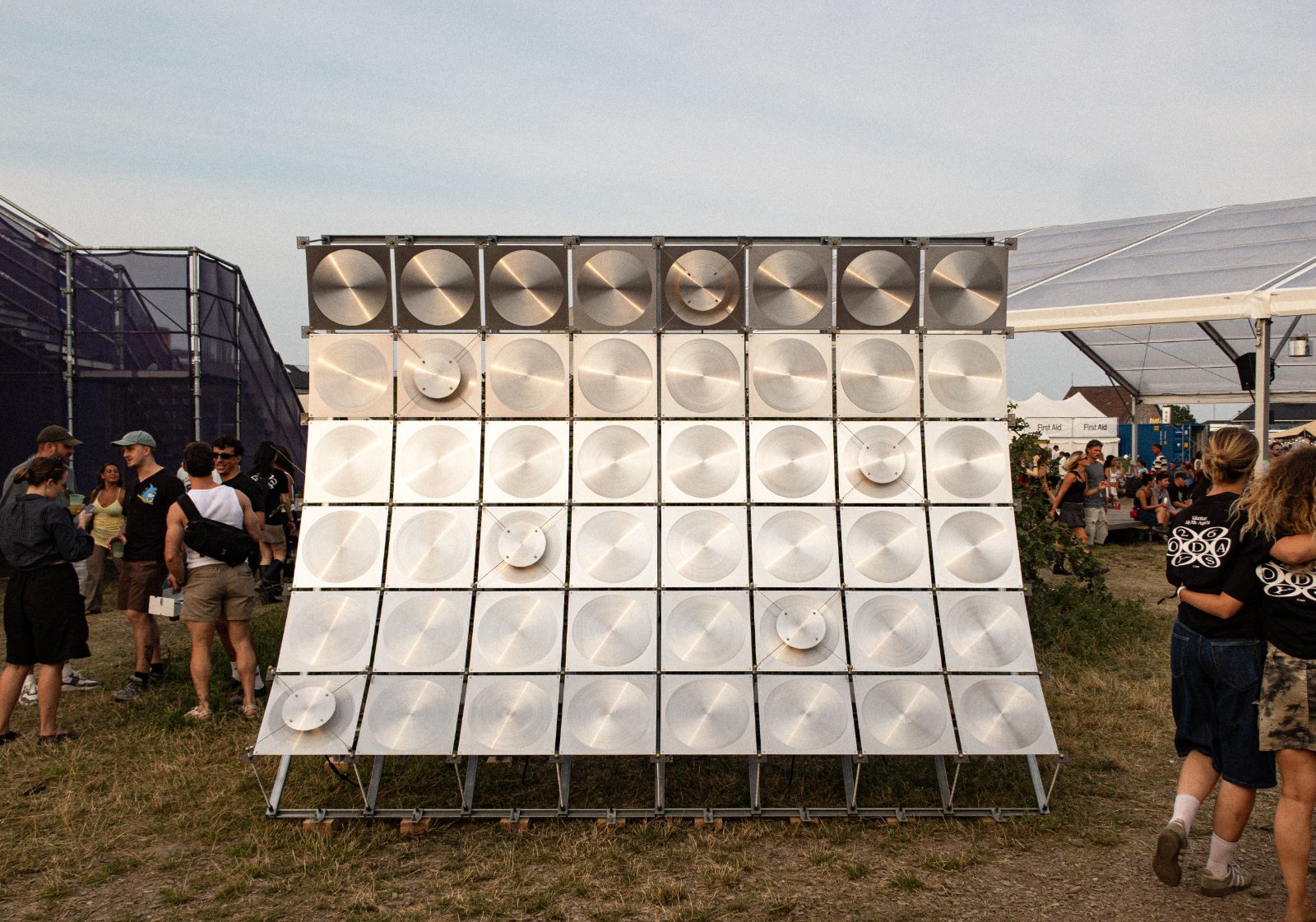Frederik Gustav creates reflective aluminium Speaker for festival in Copenhagen