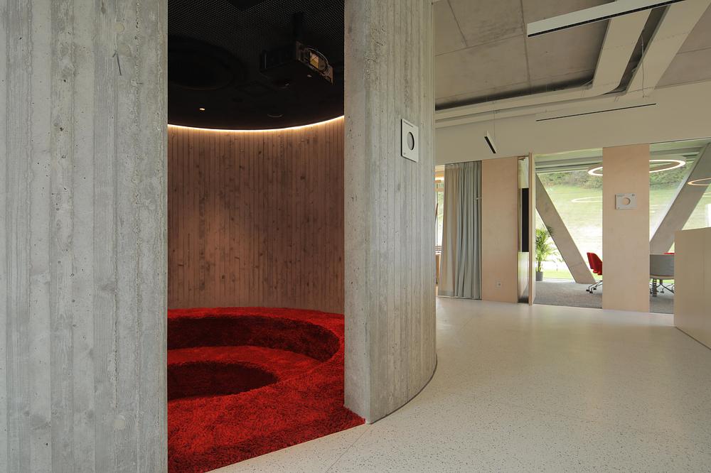 MVA places Dubrovčan workplace above a remediated landscape -
