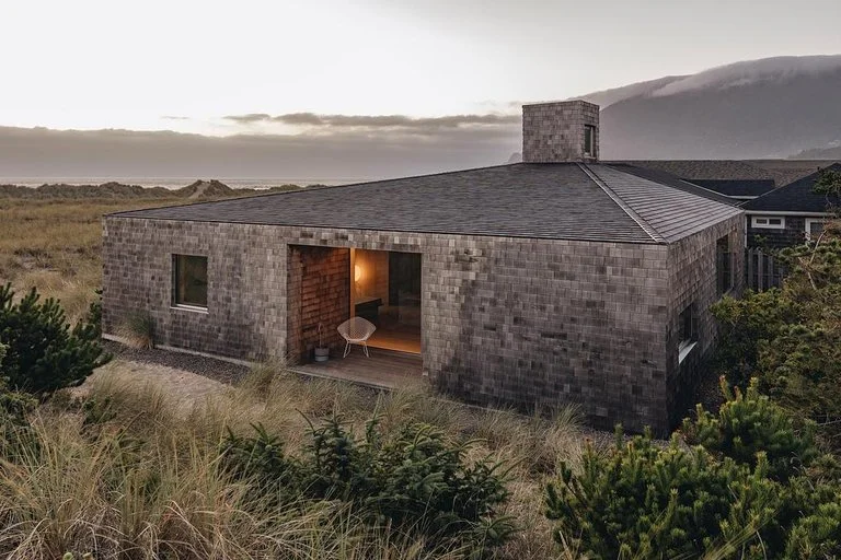 Waechter Architecture wraps Dune House in cedar on the Oregon Coast