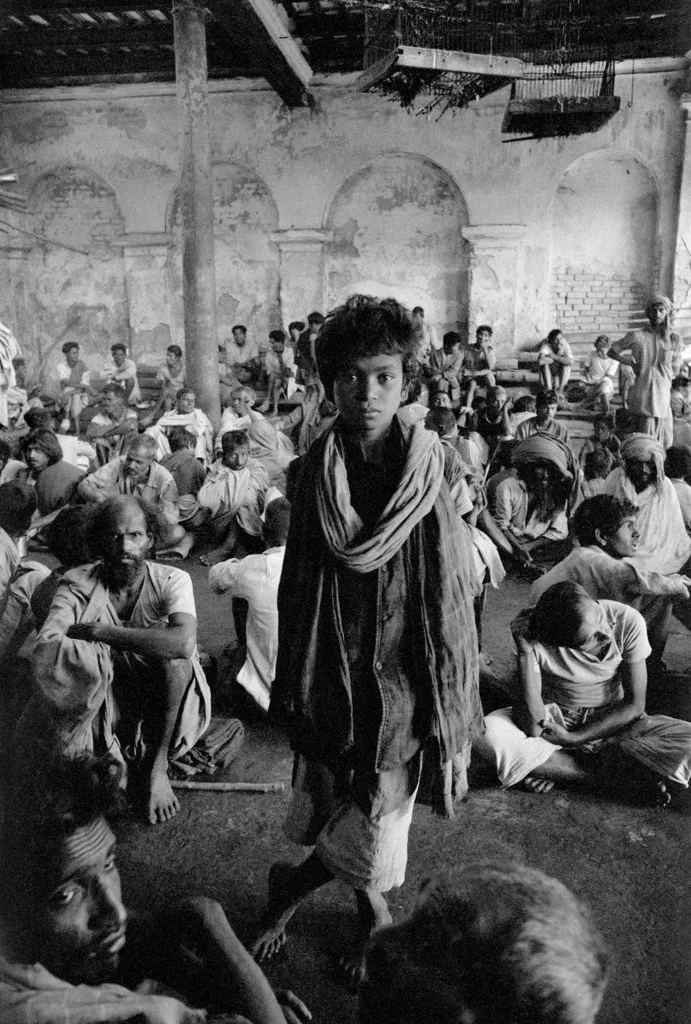 Frank Horvat photographs India and Pakistan in 'The Birth of a Photographer' 4
