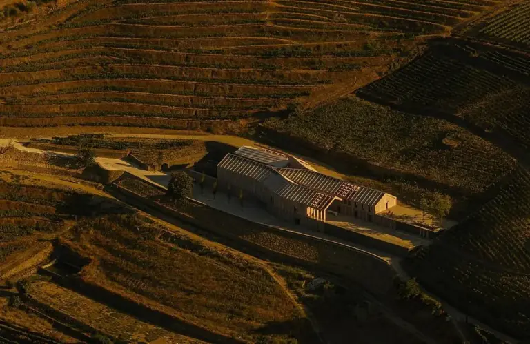 Atelier Sérgio Rebelo shapes winery around the Douro Valley landscape Atelier Sérgio Rebelo shapes winery around the Douro Valley landscape