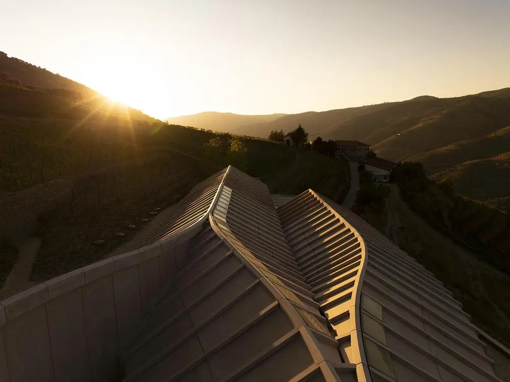 Atelier Sérgio Rebelo shapes winery around the Douro Valley landscape 5