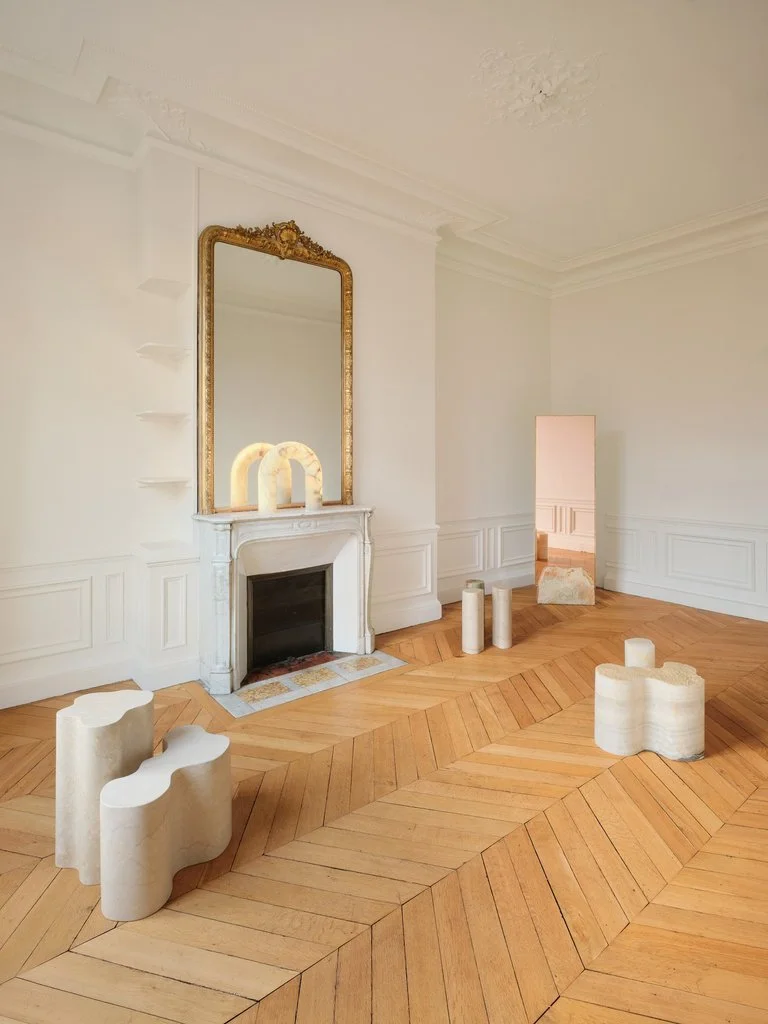 Movimento Gallery reimagines Parisian salons with 'House of Dreams' 3