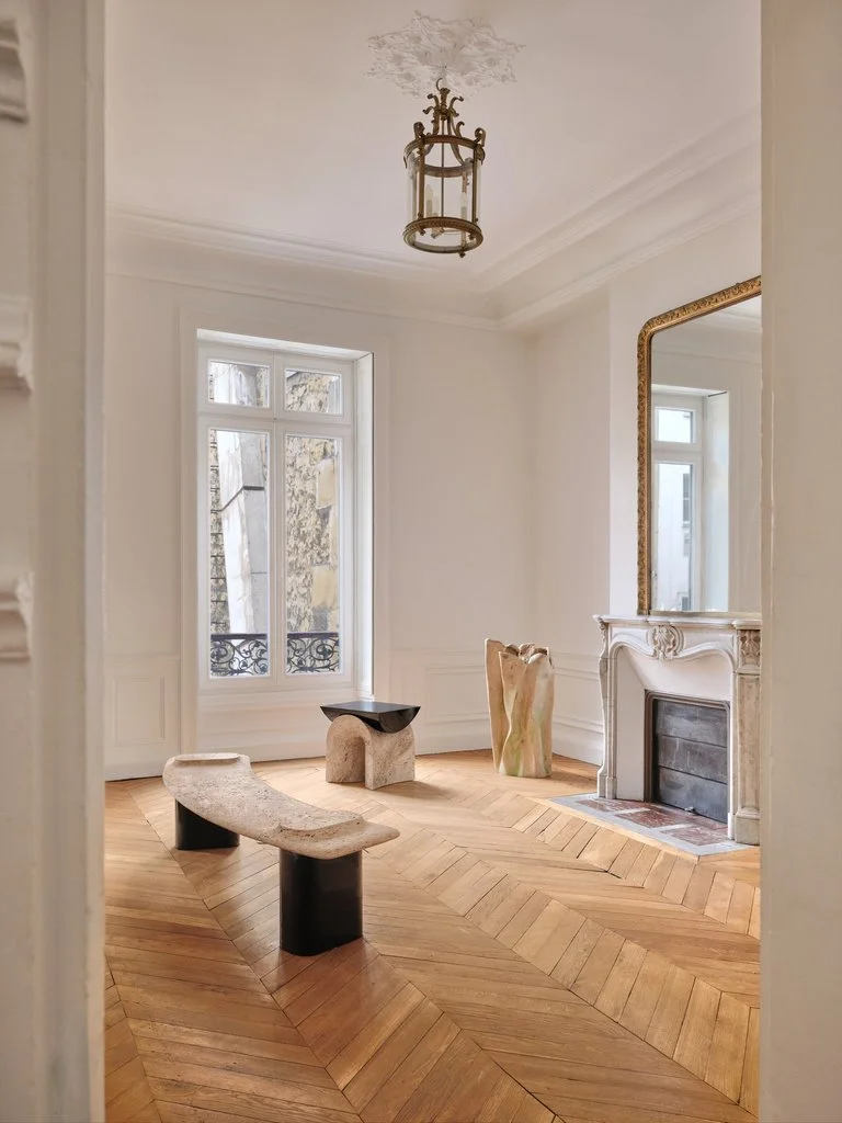 Movimento Gallery reimagines Parisian salons with 'House of Dreams' 5