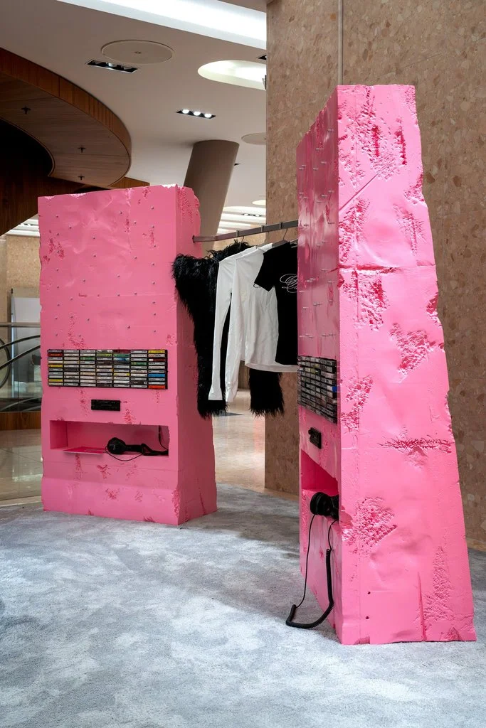 YONT Studio creates analogue listening installation at KaDeWe in Berlin 5