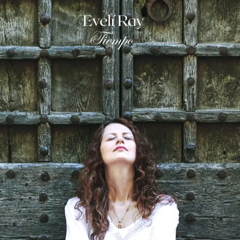 Evelí Ray: Tiempo