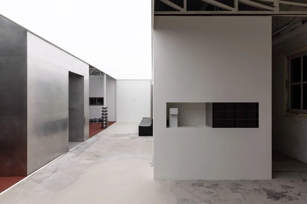 Creative Studio Unravel designs industrial UVU workout space in Seoul 8